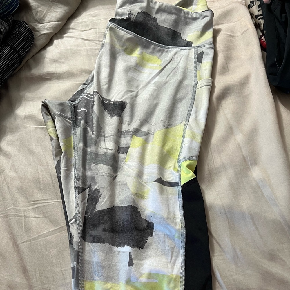 Xl Tek Gear crop leggings